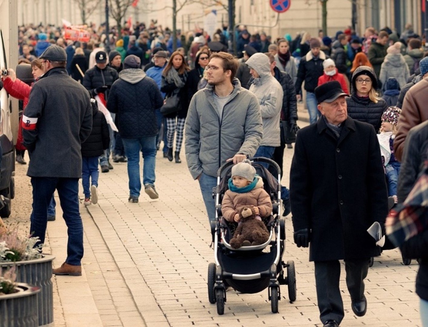 Who and what to count?